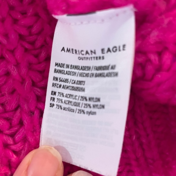 American Eagle Hot Barbie Pink Chunky Knit Long Sleeve Pullover Sweater - Picture 8 of 8